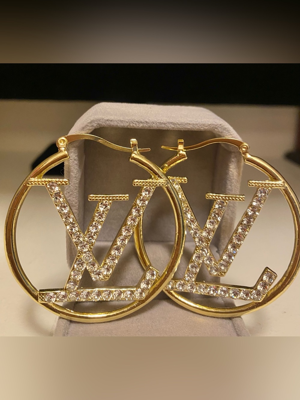 Fashion Jewelry Gold Plated Crystal L-V Logo Luxury Hoop Earrings